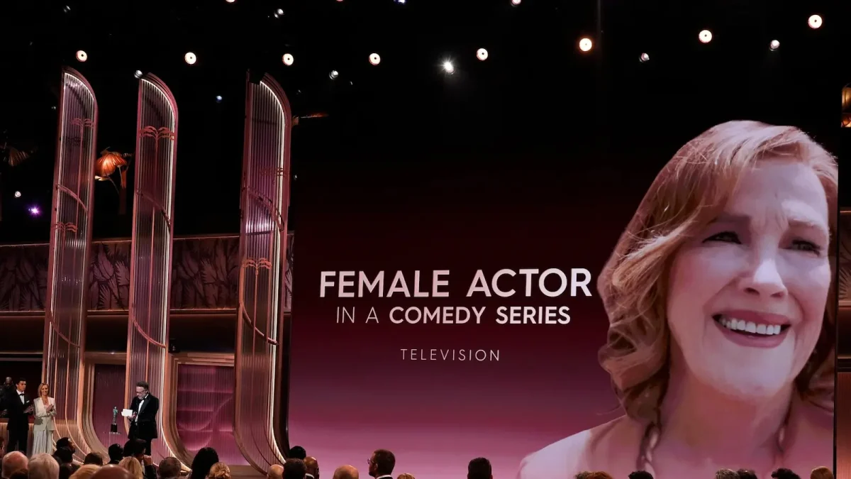 Catherine O'Hara winning Screen Actors Guild Award following her passing